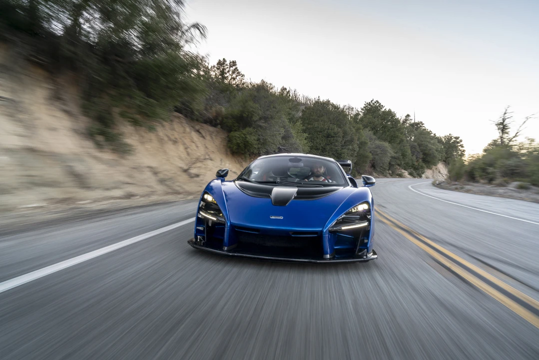 2019 McLaren Senna - Image 5 of 31