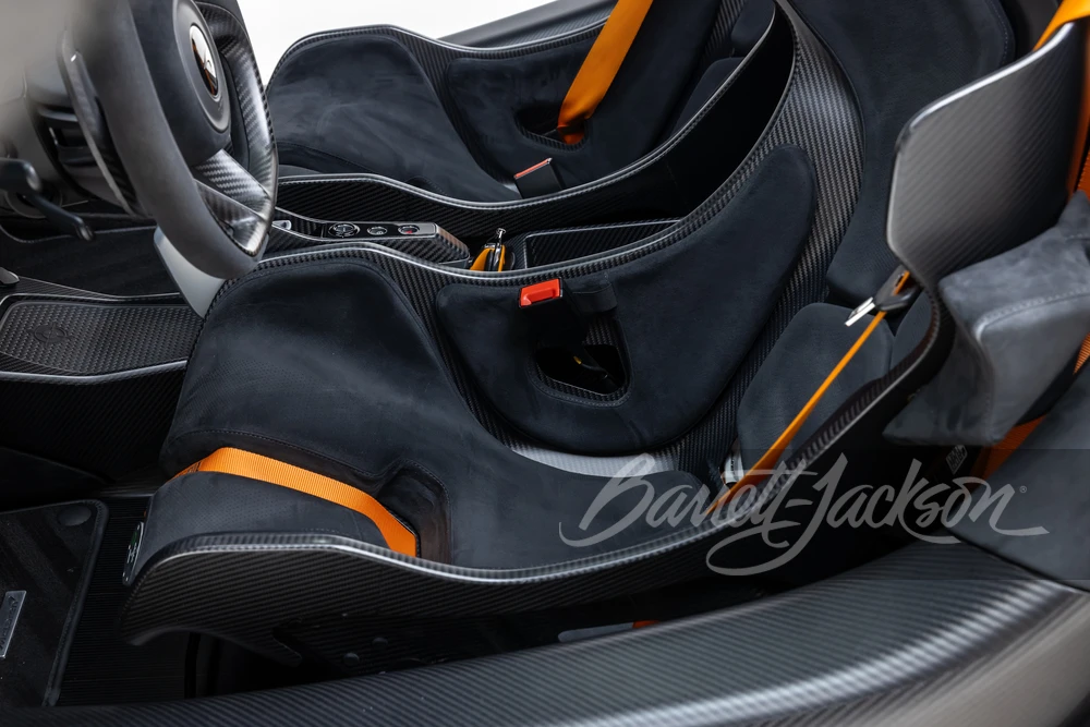 2019 McLaren Senna - Image 10 of 31