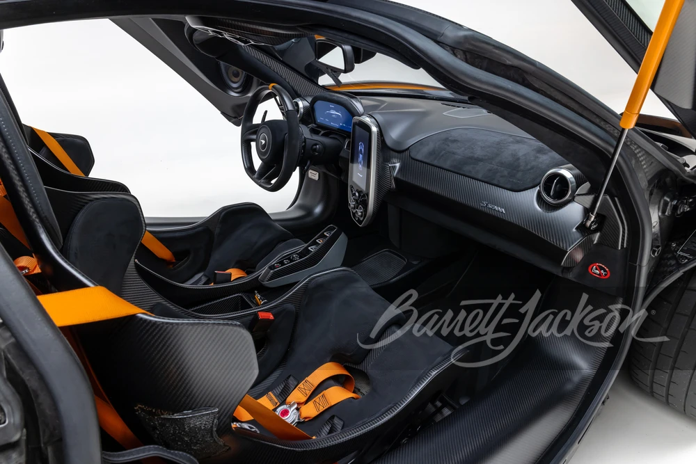 2019 McLaren Senna - Image 12 of 31