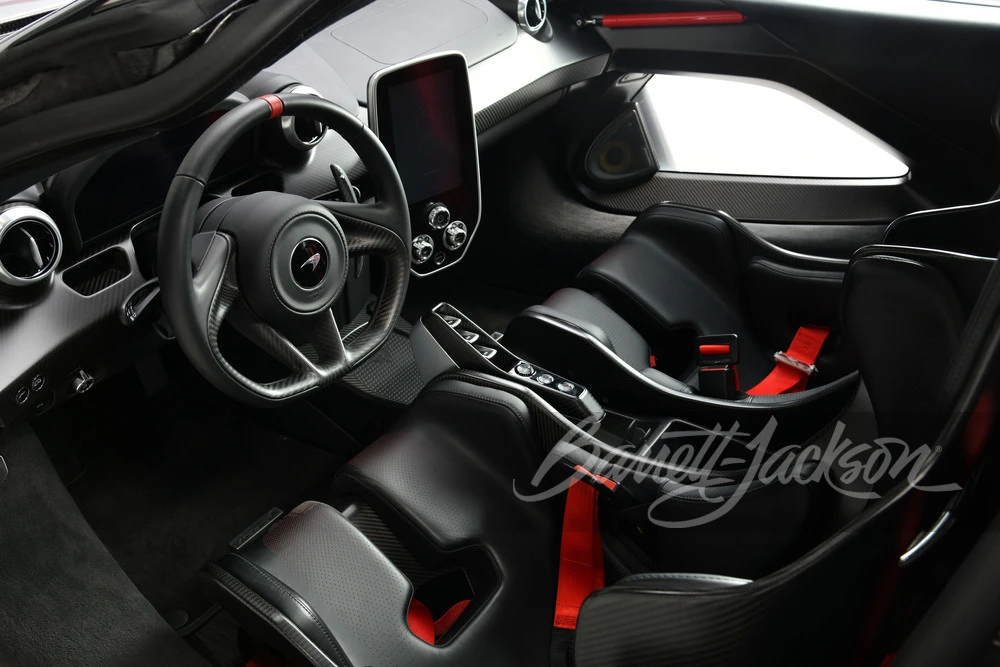 2019 McLaren Senna - Image 3 of 31