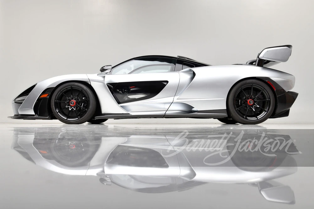 2019 McLaren Senna - Image 7 of 31