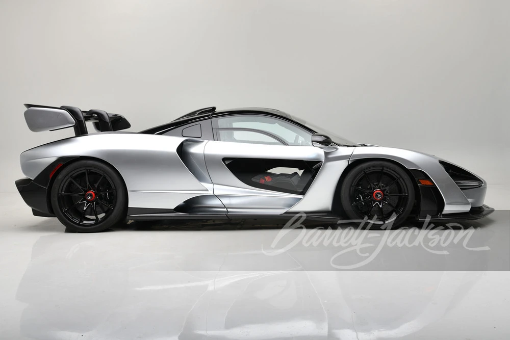 2019 McLaren Senna - Image 10 of 31