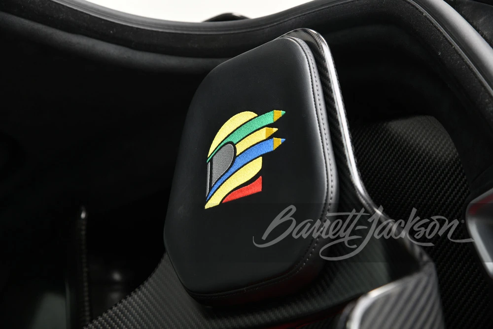 2019 McLaren Senna - Image 15 of 31