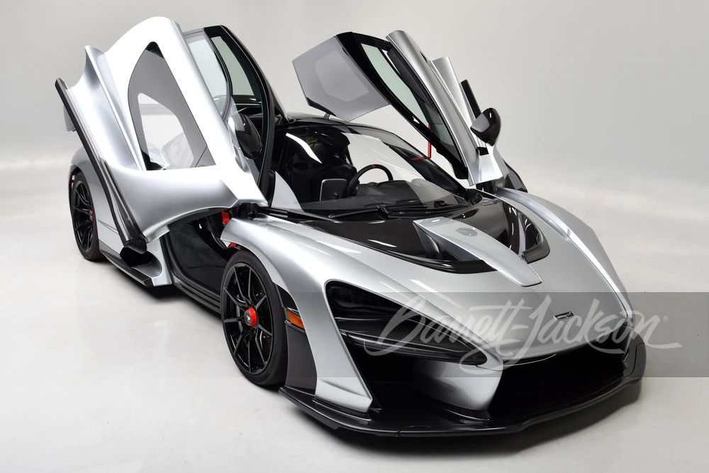 2019 McLaren Senna - Image 18 of 31