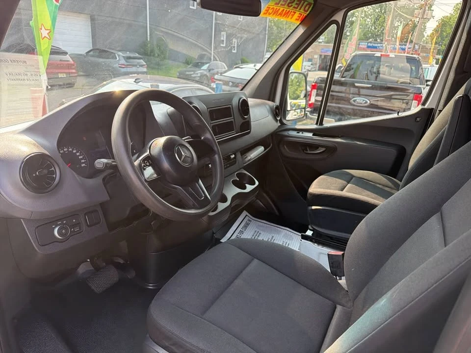 2019 Mercedes-Benz VS30 Sprinter - Image 8 of 9