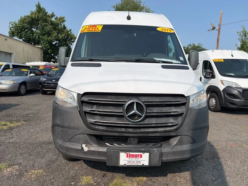 2019 Mercedes-Benz VS30 Sprinter - Image 2 of 9