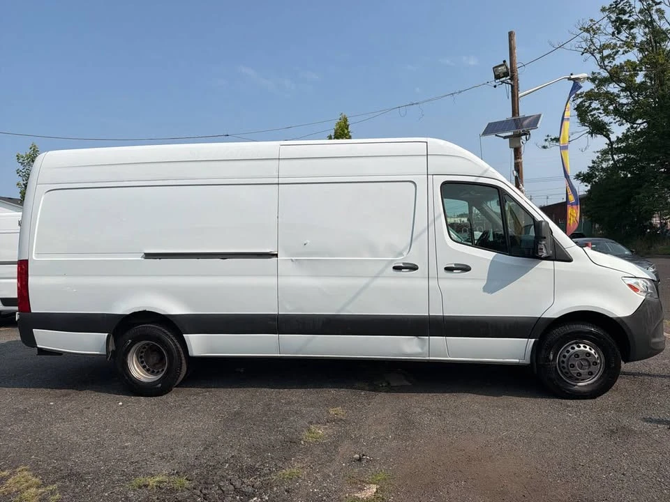2019 Mercedes-Benz VS30 Sprinter - Image 4 of 9