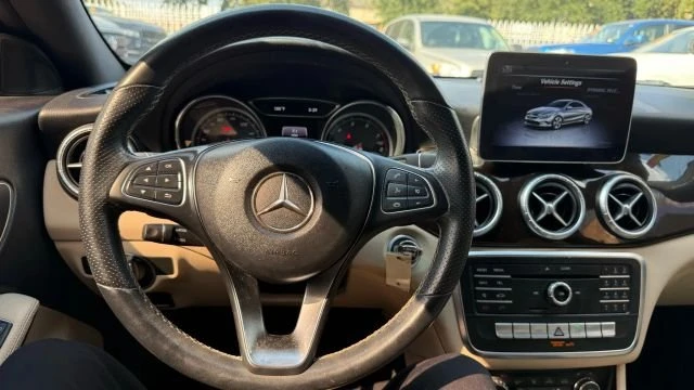 2019 Mercedes-Benz CLA - Image 14 of 17