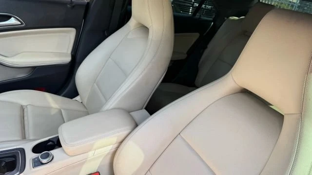 2019 Mercedes-Benz CLA - Image 9 of 17