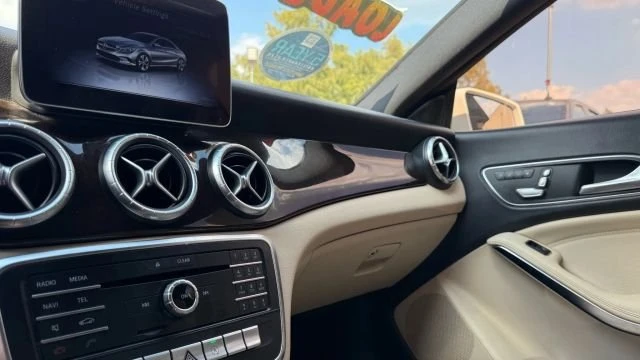 2019 Mercedes-Benz CLA - Image 17 of 17