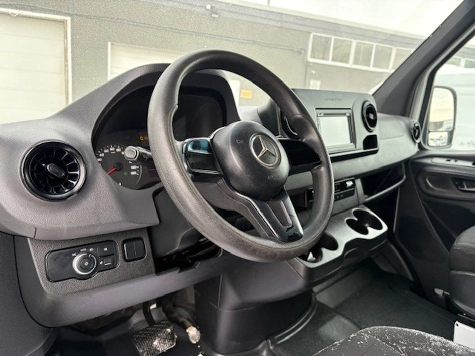 2019 Mercedes-Benz VS30 Sprinter - Image 10 of 19