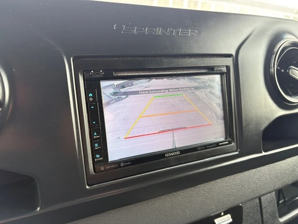 2019 Mercedes-Benz VS30 Sprinter - Image 18 of 19