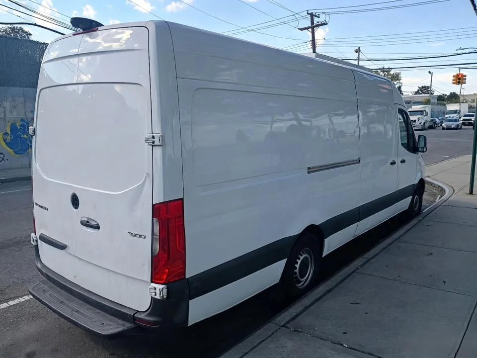 2019 Mercedes-Benz VS30 Sprinter - Image 2 of 8