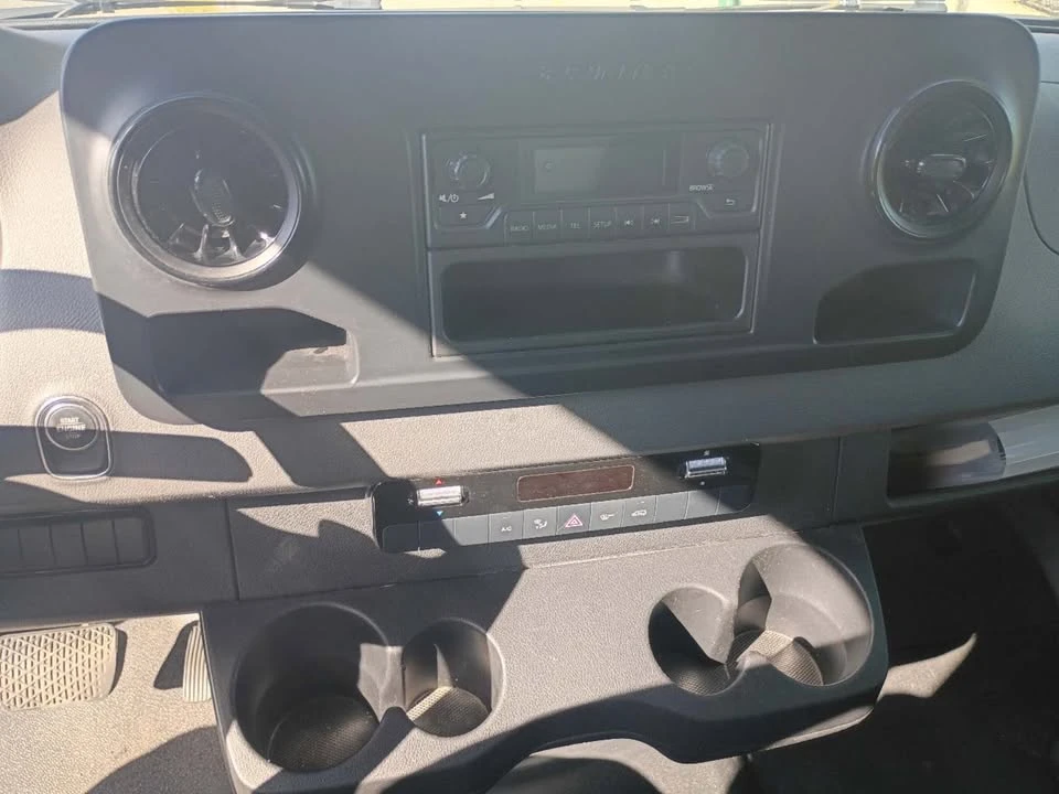 2019 Mercedes-Benz VS30 Sprinter - Image 6 of 8