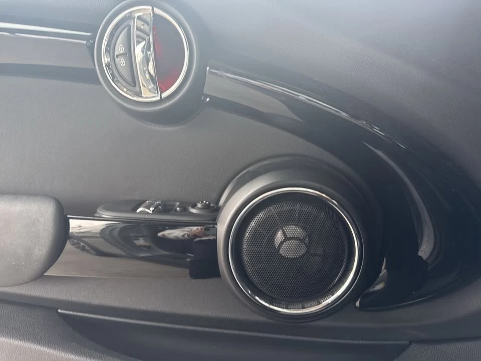 2019 Mini Mini Cooper S 3rd Gen - Image 13 of 15