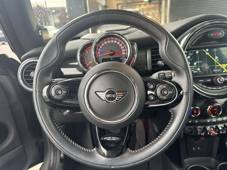 2019 Mini Mini Cooper S 3rd Gen - Image 9 of 15
