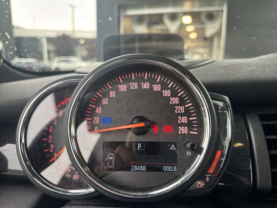 2019 Mini Mini Cooper S 3rd Gen - Image 8 of 15