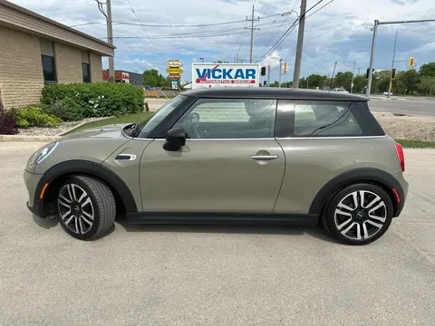 2019 Mini Mini 3rd Gen - Image 4 of 20