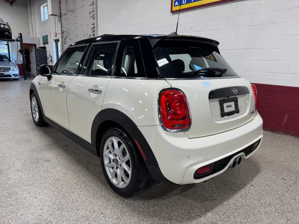 2019 Mini Mini Cooper S 3rd Gen - Image 3 of 18