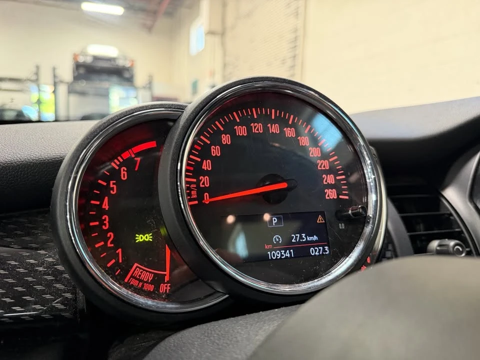 2019 Mini Mini Cooper S 3rd Gen - Image 18 of 18