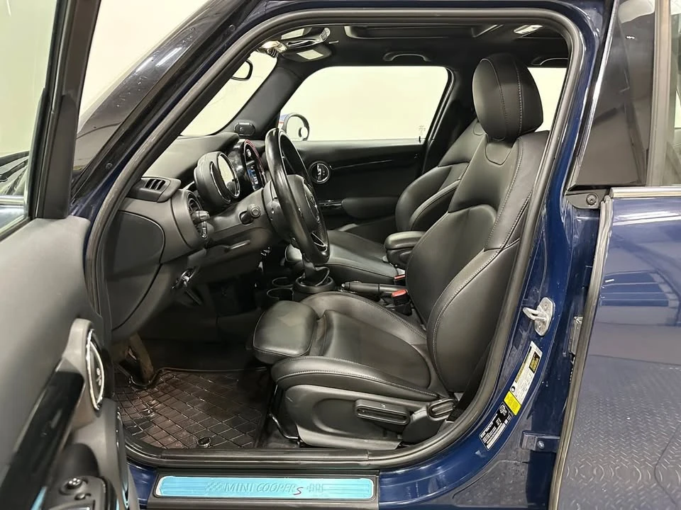 2019 Mini Mini Cooper S 3rd Gen - Image 10 of 20