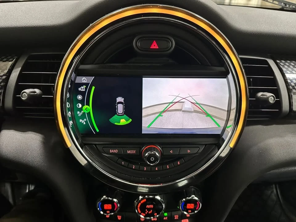 2019 Mini Mini Cooper S 3rd Gen - Image 19 of 20
