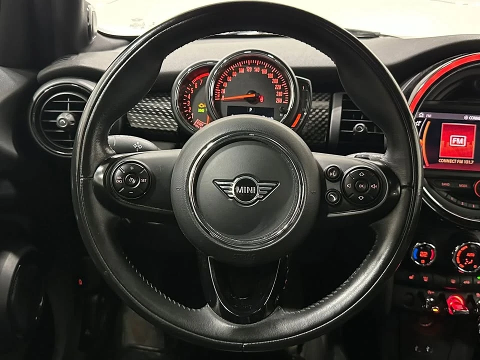 2019 Mini Mini Cooper S 3rd Gen - Image 16 of 20