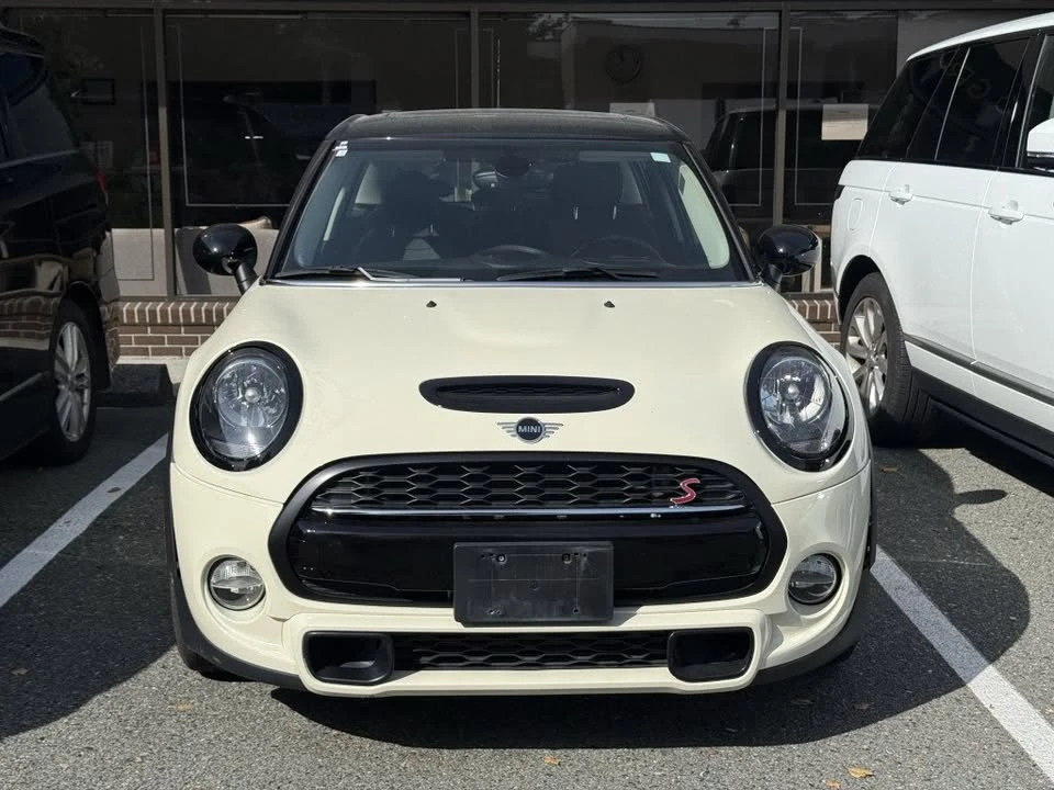 2019 Mini Mini Cooper S 3rd Gen - Image 4 of 11
