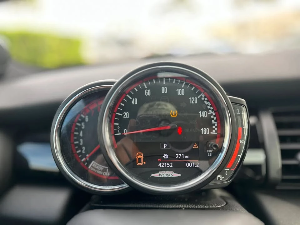 2019 Mini Mini John Cooper Works 3rd Gen - Image 14 of 20