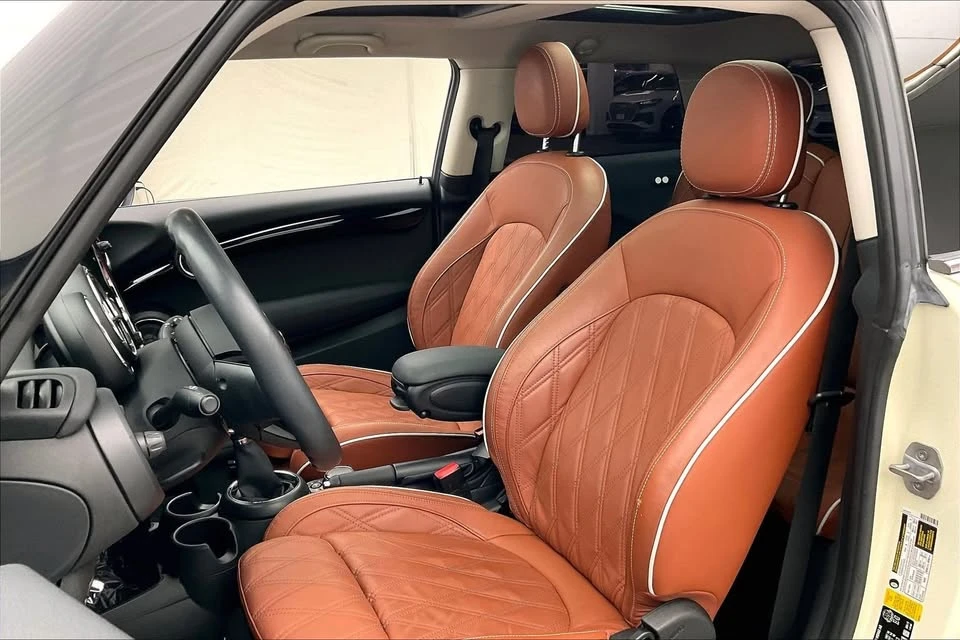 2019 Mini Mini Cooper S 3rd Gen - Image 16 of 19