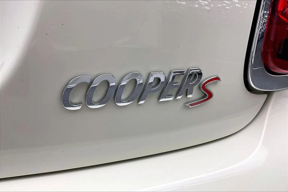 2019 Mini Mini Cooper S 3rd Gen - Image 19 of 19