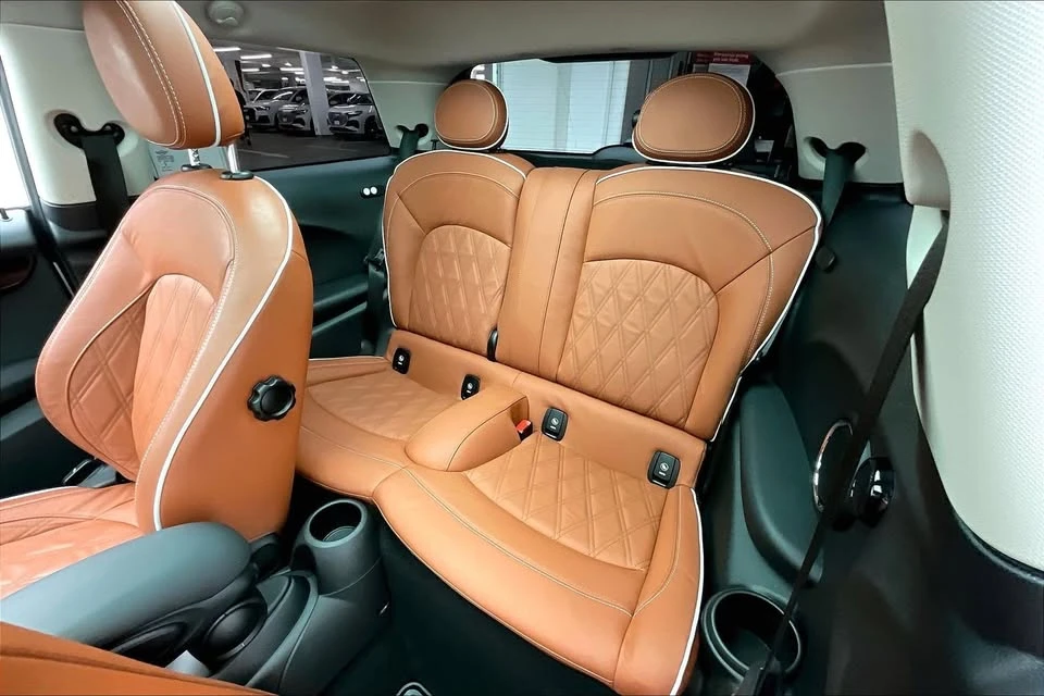 2019 Mini Mini Cooper S 3rd Gen - Image 17 of 19