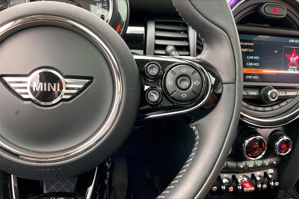 2019 Mini Mini Cooper S 3rd Gen - Image 10 of 19