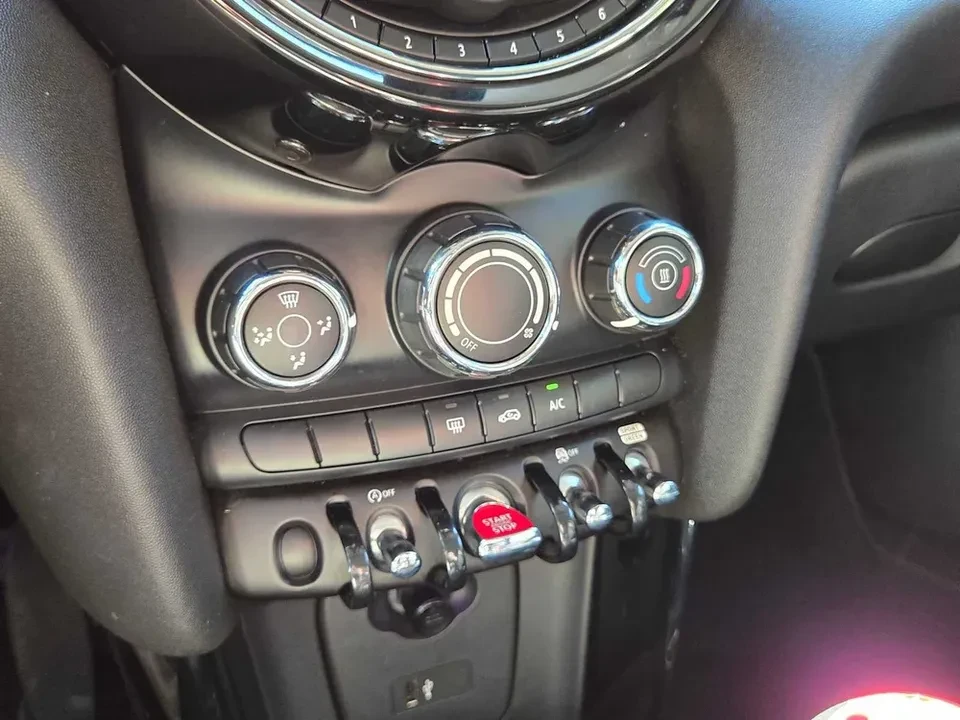 2019 Mini Mini Cooper S 3rd Gen - Image 3 of 13