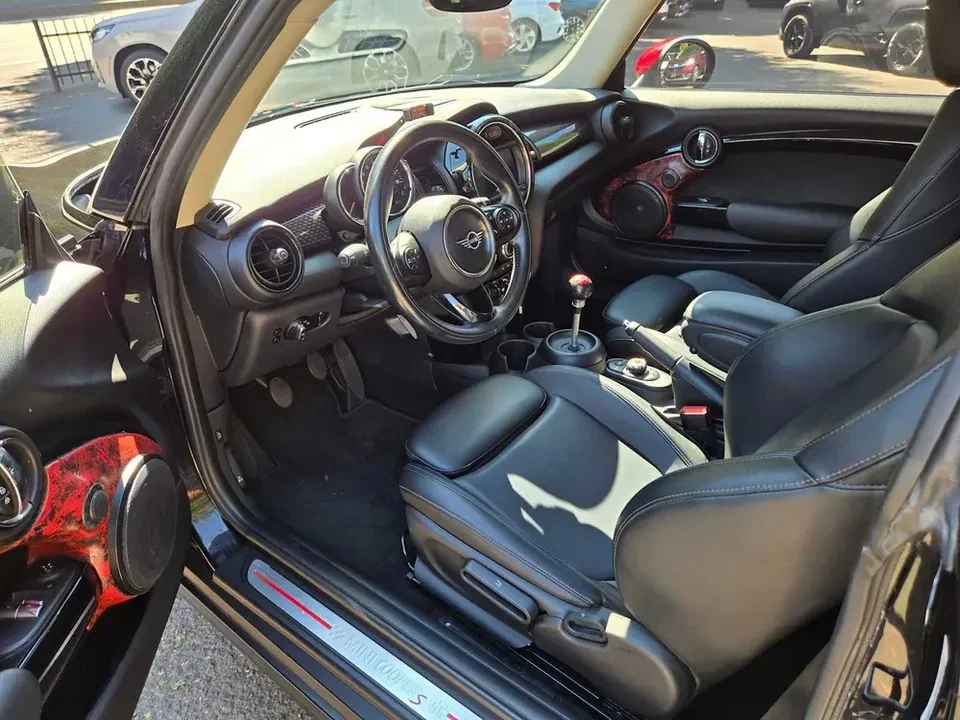 2019 Mini Mini Cooper S 3rd Gen - Image 2 of 13
