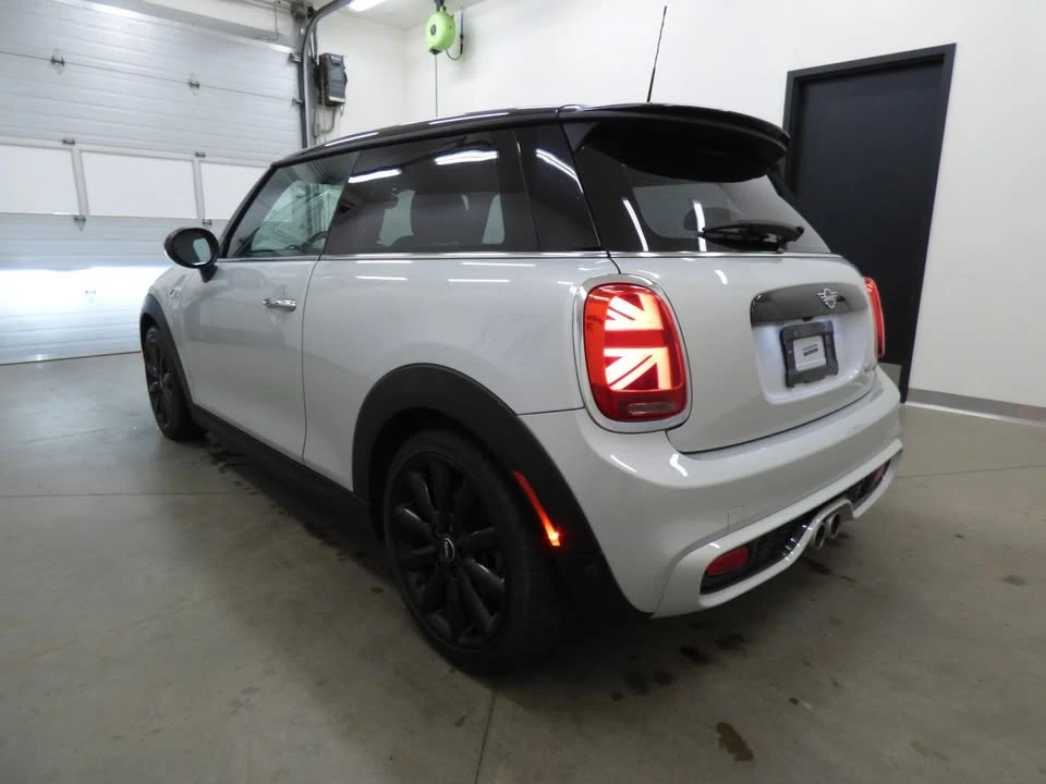 2019 Mini Mini Cooper S 3rd Gen - Image 2 of 20