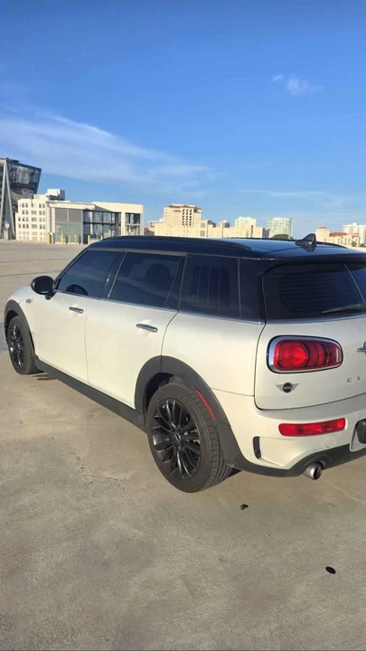 2019 Mini Clubman 2nd Gen - Image 2 of 18