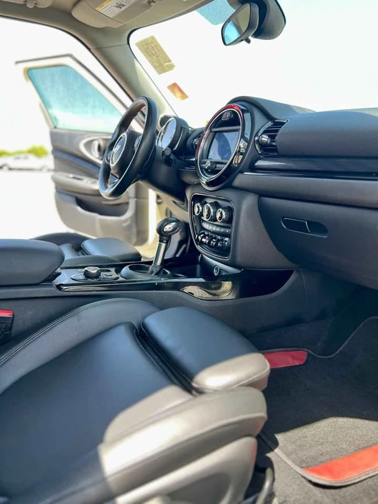 2019 Mini Clubman 2nd Gen - Image 2 of 11