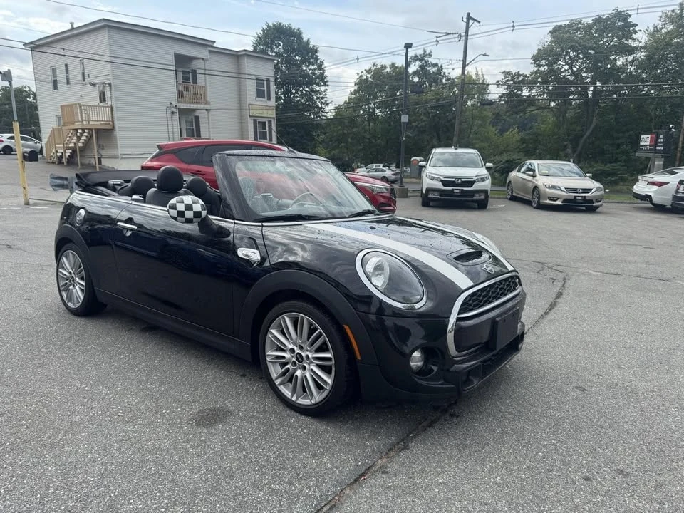 2019 Mini Mini Cooper S 3rd Gen - Image 3 of 16