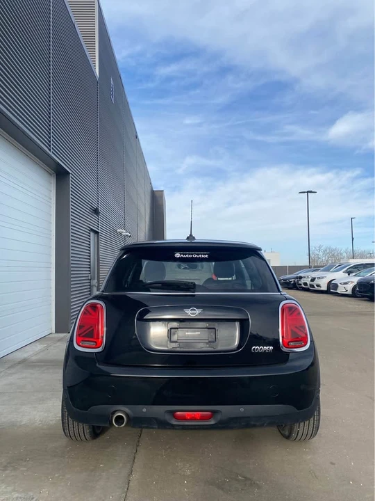 2019 Mini Mini 3rd Gen - Image 4 of 19