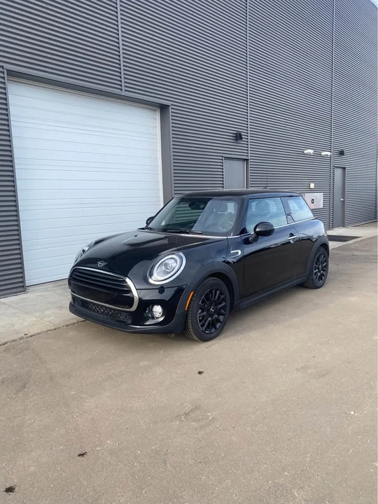 2019 Mini Mini 3rd Gen - Image 2 of 19