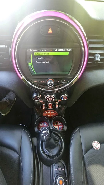2019 Mini Mini 3rd Gen - Image 4 of 9