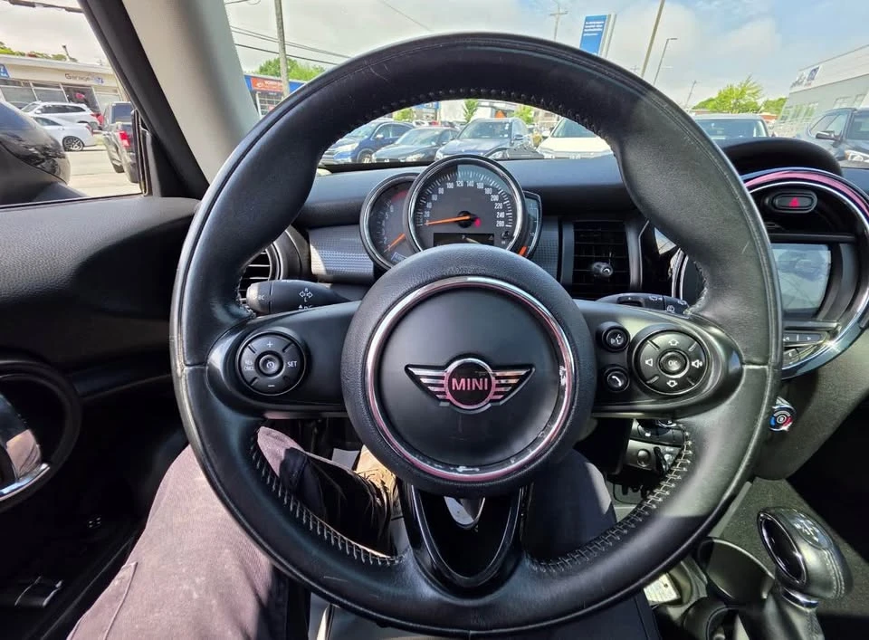 2019 Mini Mini 3rd Gen - Image 13 of 18