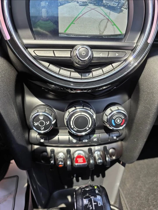 2019 Mini Mini 3rd Gen - Image 12 of 18