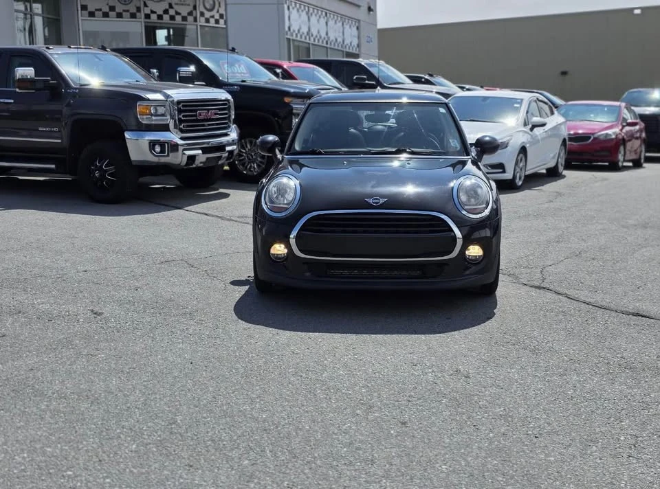 2019 Mini Mini 3rd Gen - Image 2 of 18