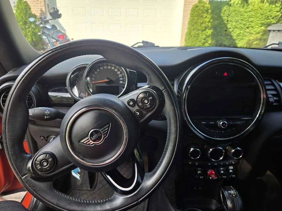 2019 Mini Mini 3rd Gen - Image 6 of 6