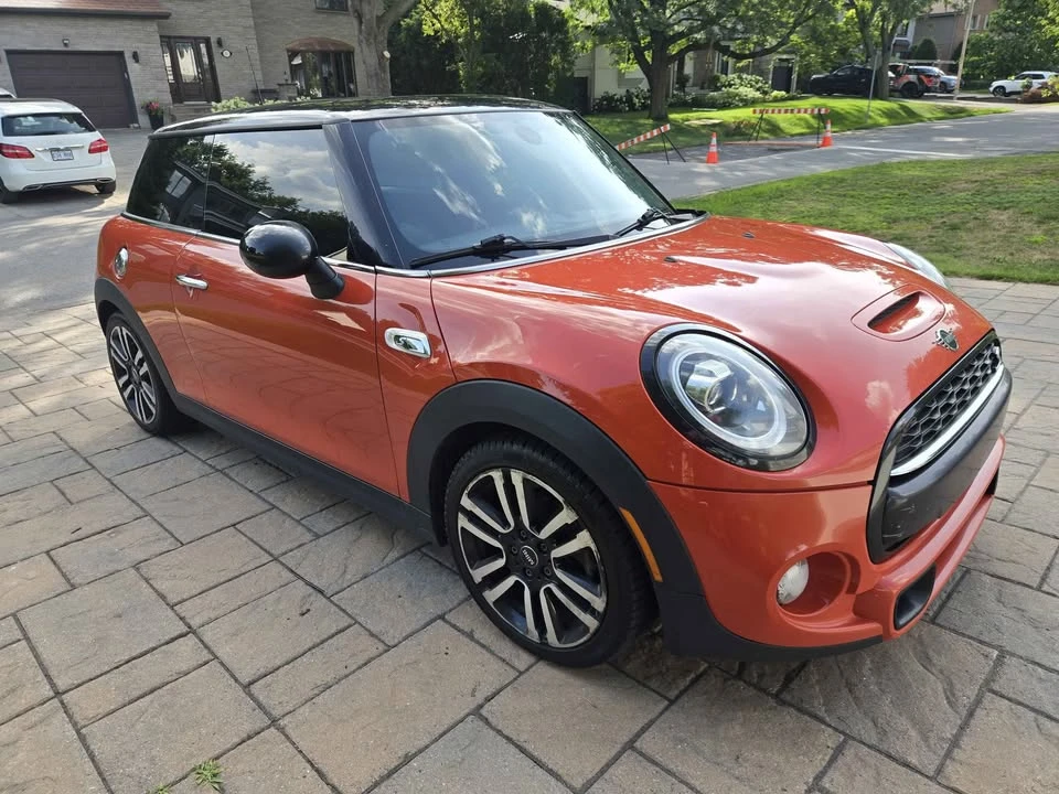 2019 Mini Mini 3rd Gen - Image 2 of 6