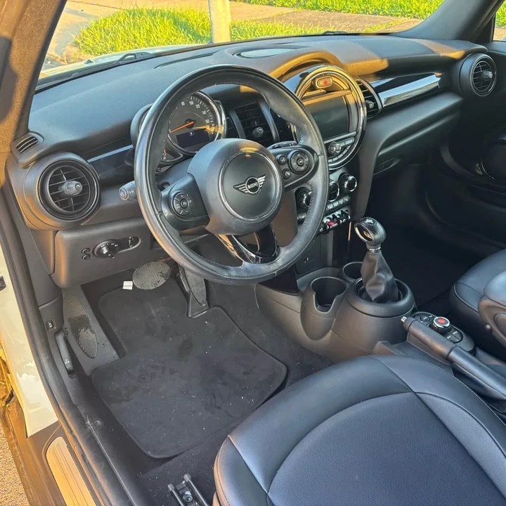 2019 Mini Mini 3rd Gen - Image 5 of 9