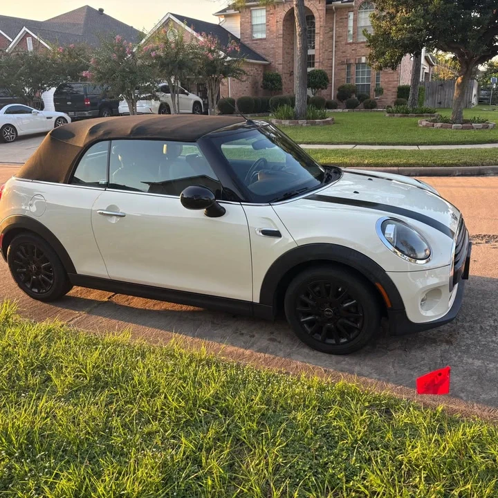 2019 Mini Mini 3rd Gen - Image 3 of 9