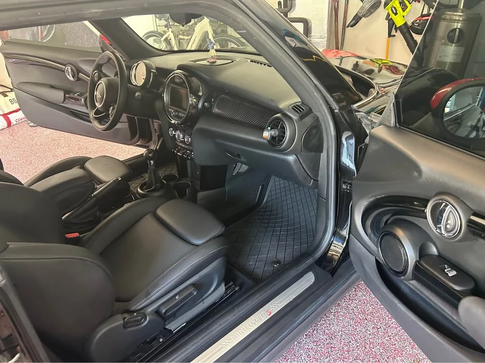 2019 Mini Mini 3rd Gen - Image 7 of 10